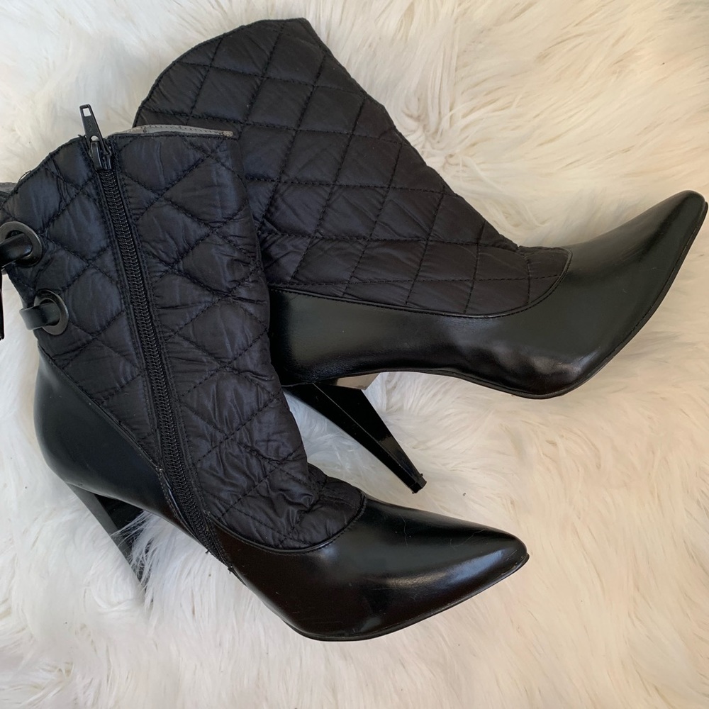 Black heel boots